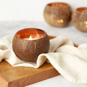 Doftljus i kokosnötsskal med citrus och lime
