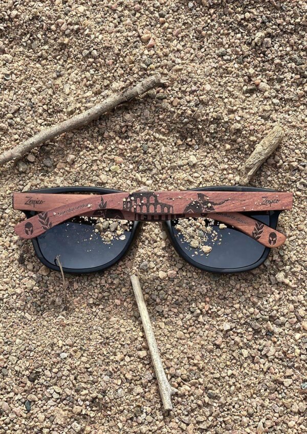 Romerska solglasögon i trä – Eyewood Gladiator - Image 4